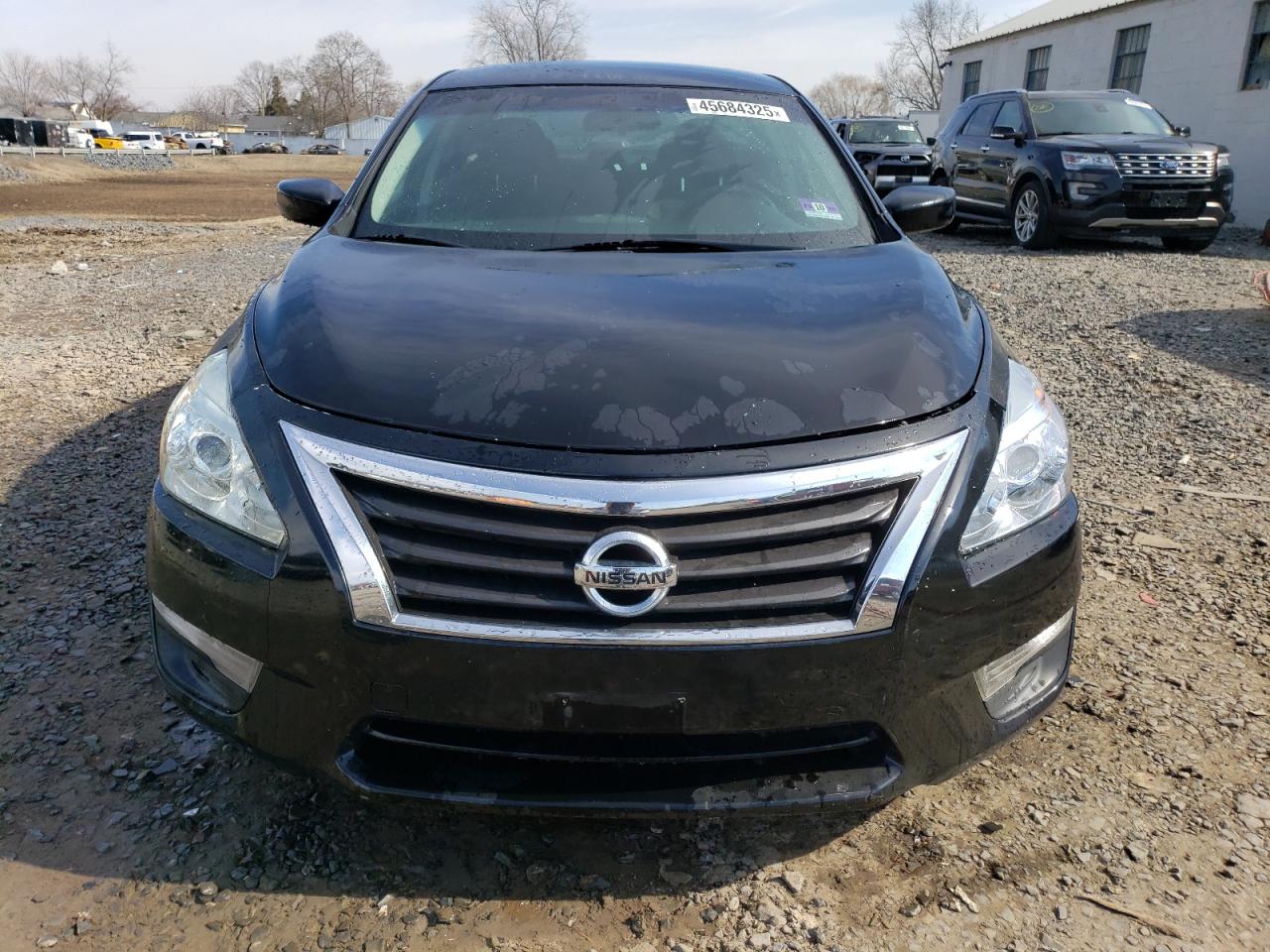 2015 Nissan Altima - Image 5