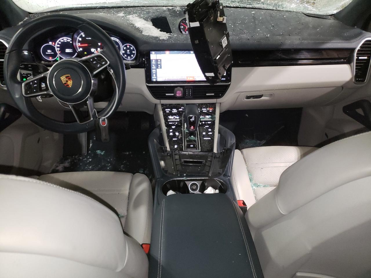2019 Porsche Cayenne - Image 8