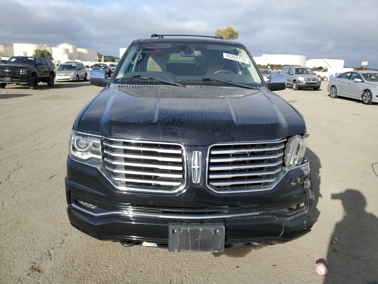 2017 Lincoln Navigator - Image 5