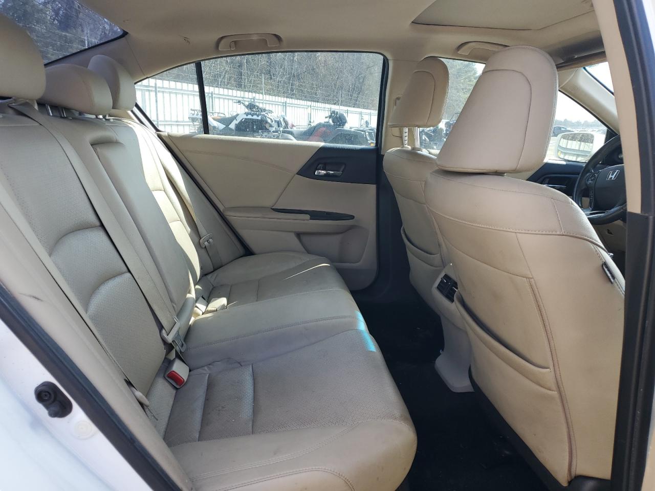 2015 Honda Accord - Image 11