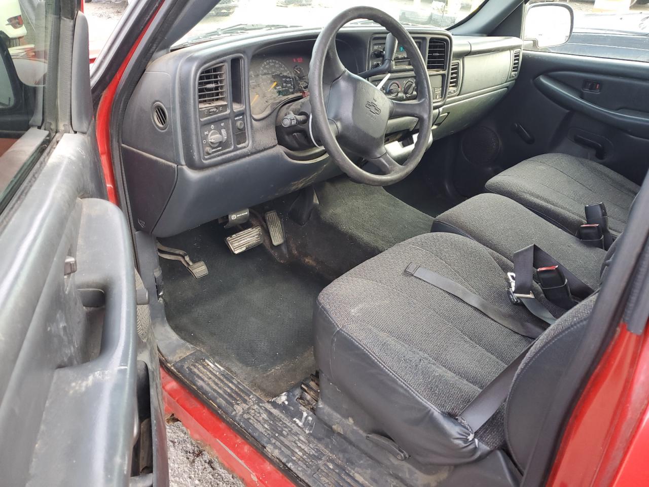 2000 Chevrolet Silverado - Image 8