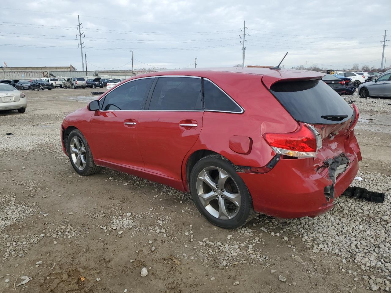 2011 Toyota Venza - Image 2