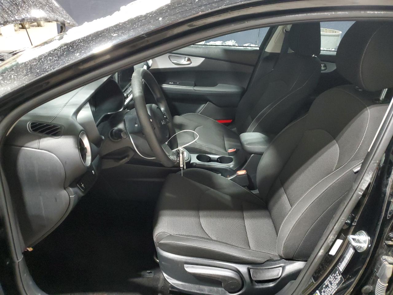 2024 Kia Forte - Image 7