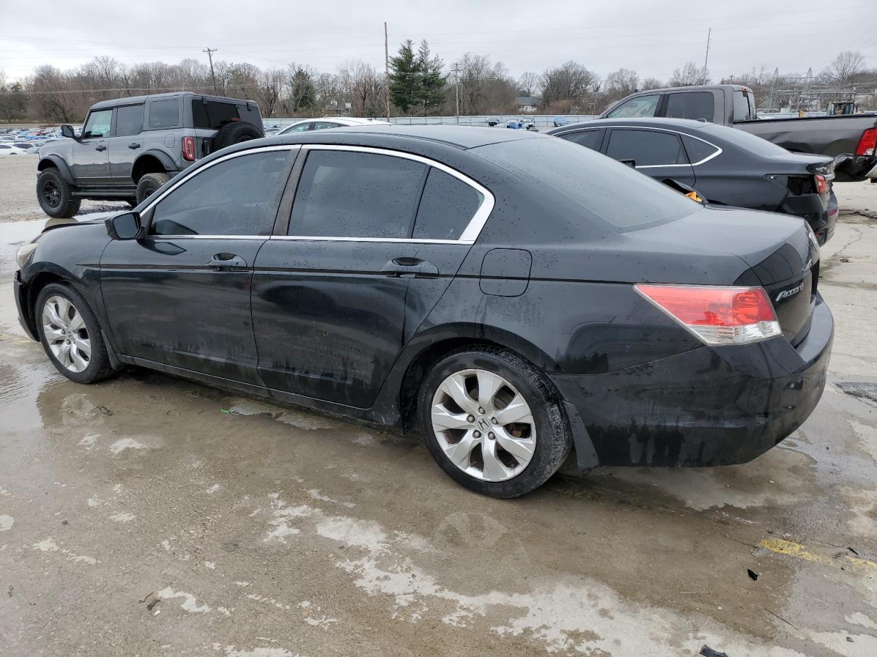 2010 Honda Accord - Image 2