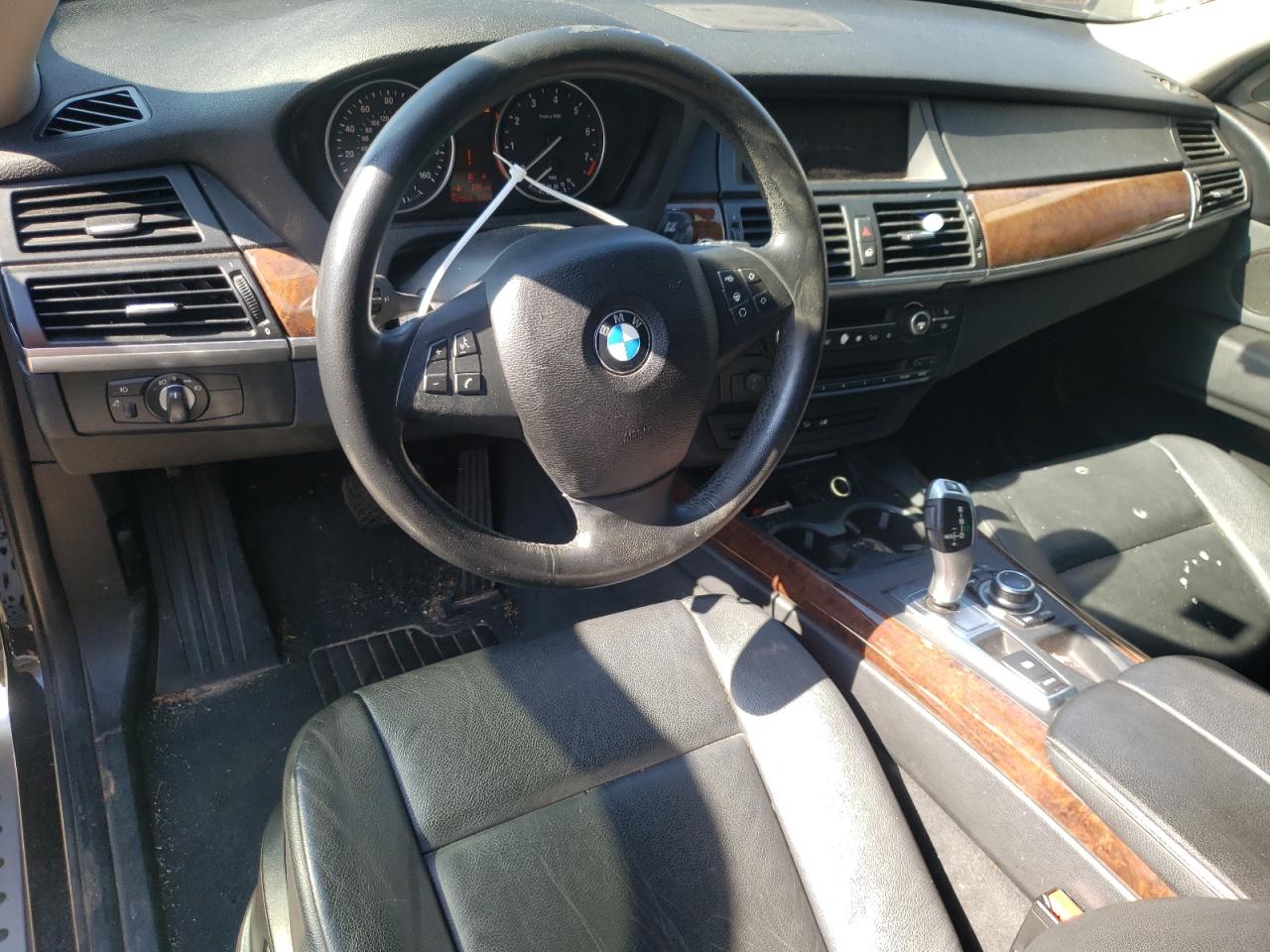 2010 BMW X5 - Image 8