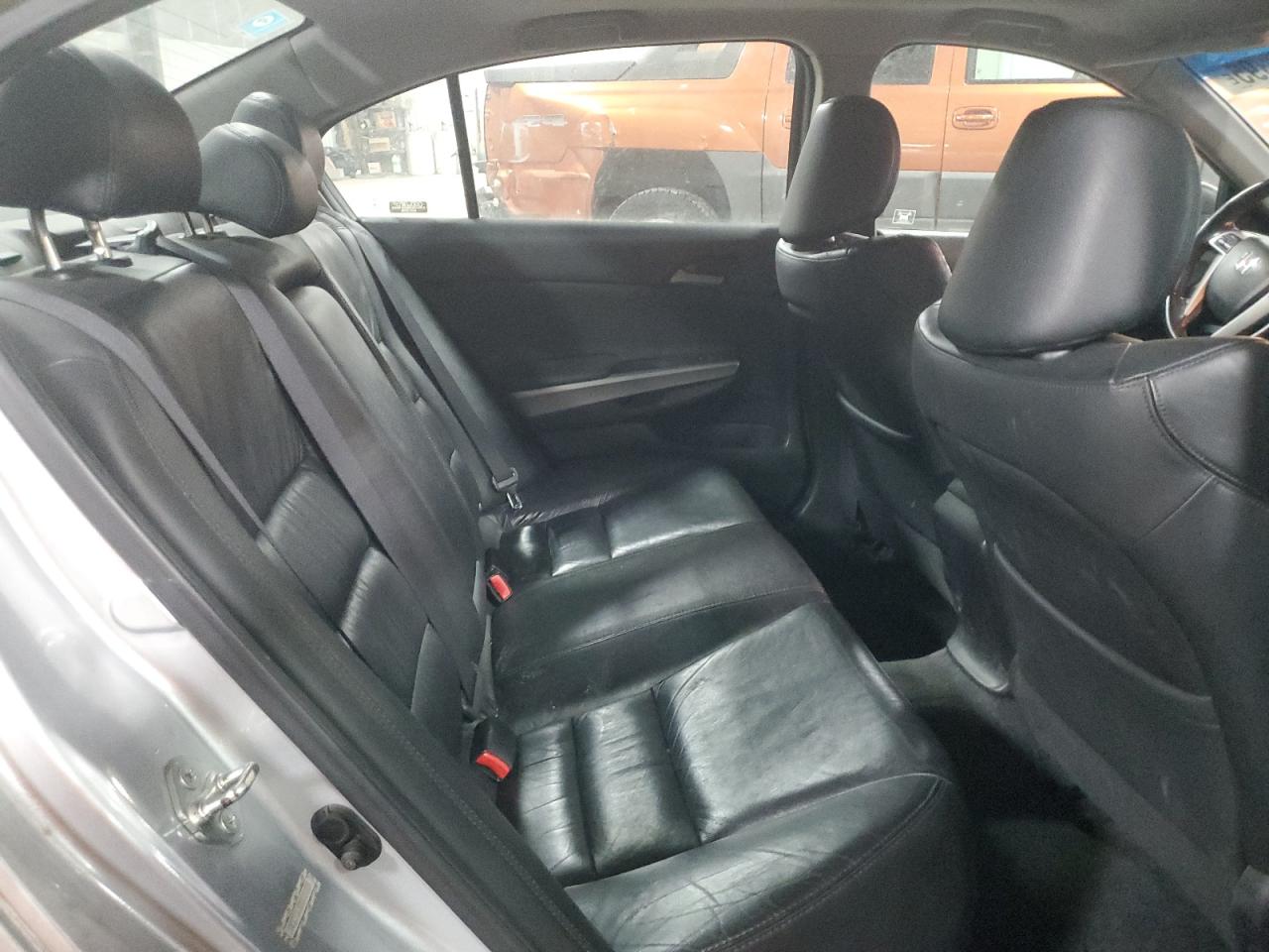 2009 Honda Accord - Image 10