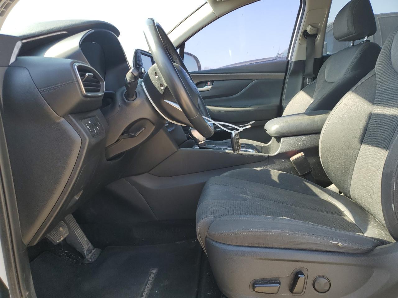 2019 Hyundai Santa Fe - Image 7