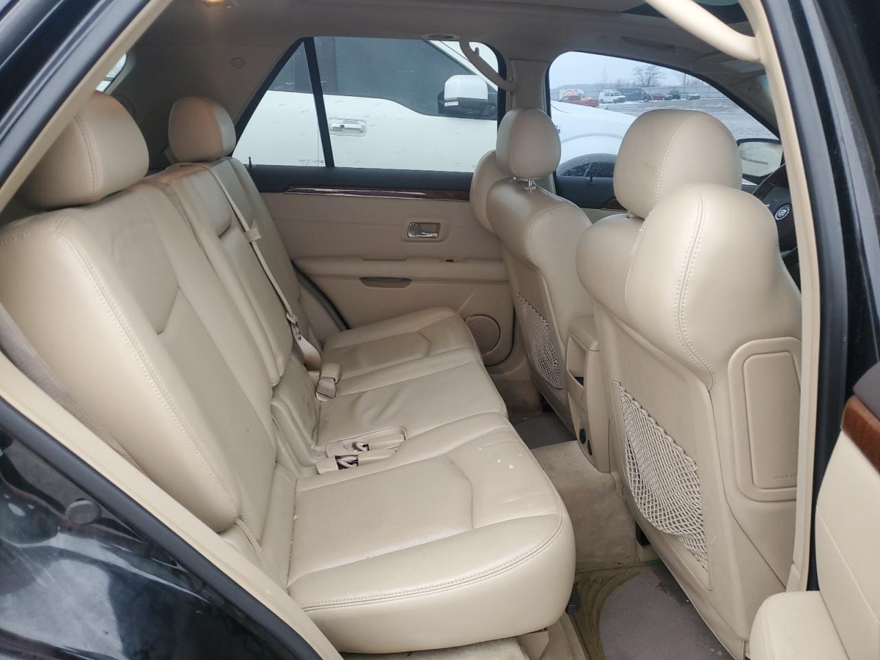 2008 Cadillac SRX - Image 11