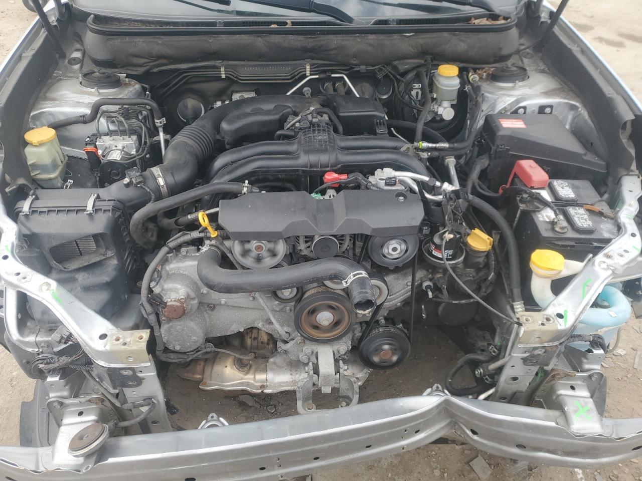 2013 Subaru Outback - Image 12