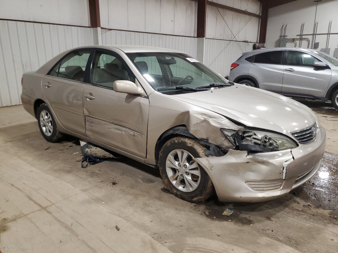 2005 Toyota Camry - Image 4