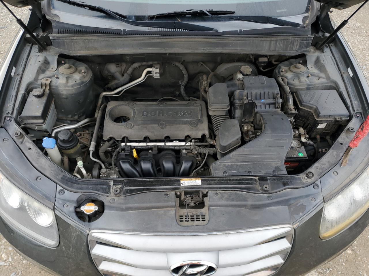 2012 Hyundai Santa Fe - Image 11