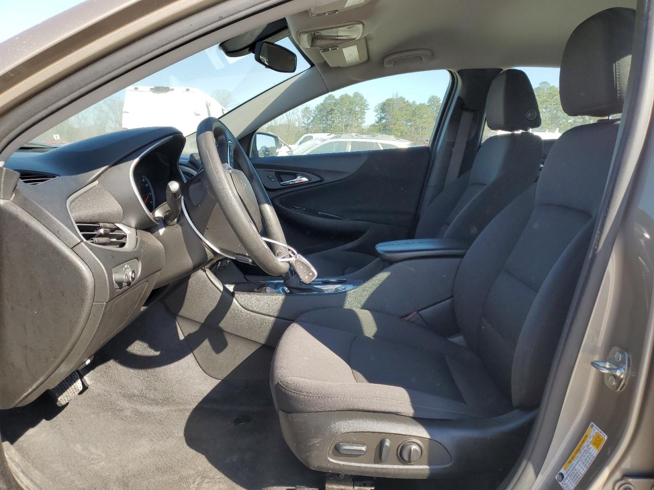 2022 Chevrolet Malibu - Image 7
