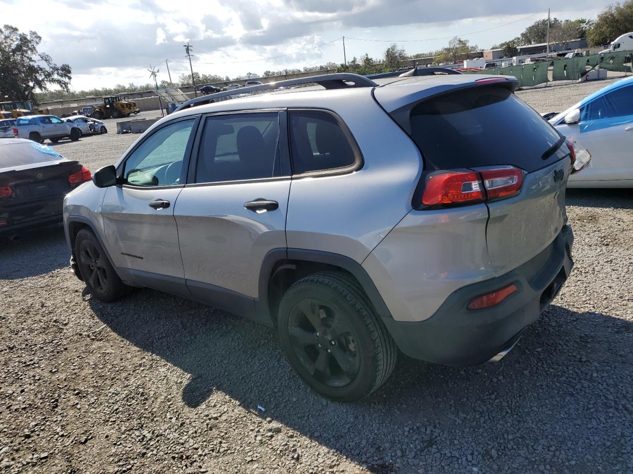 2016 Jeep Grand Cherokee - Image 2
