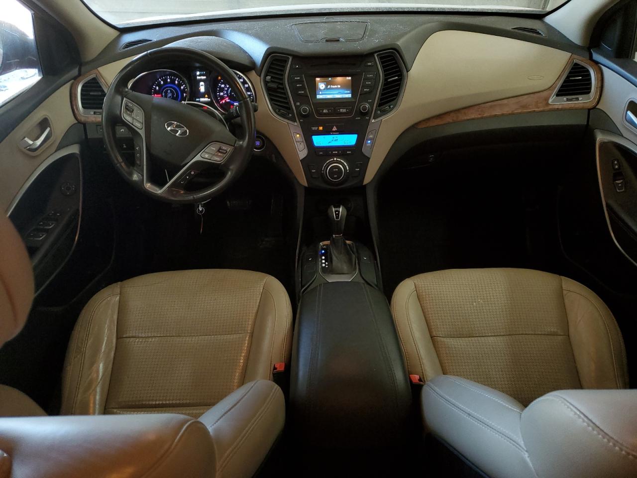 2013 Hyundai Santa Fe - Image 8