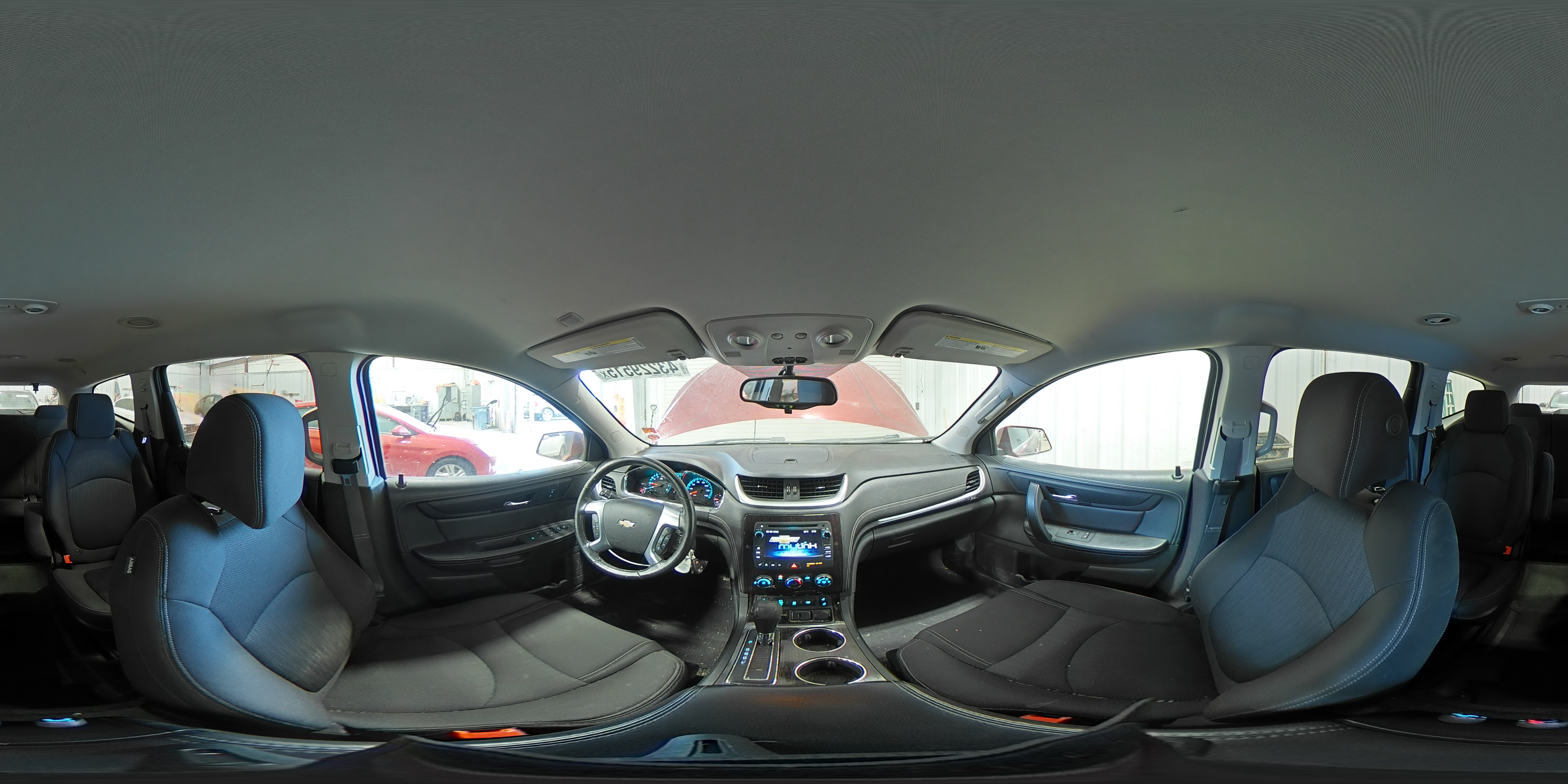 2015 Chevrolet Traverse - Image 16