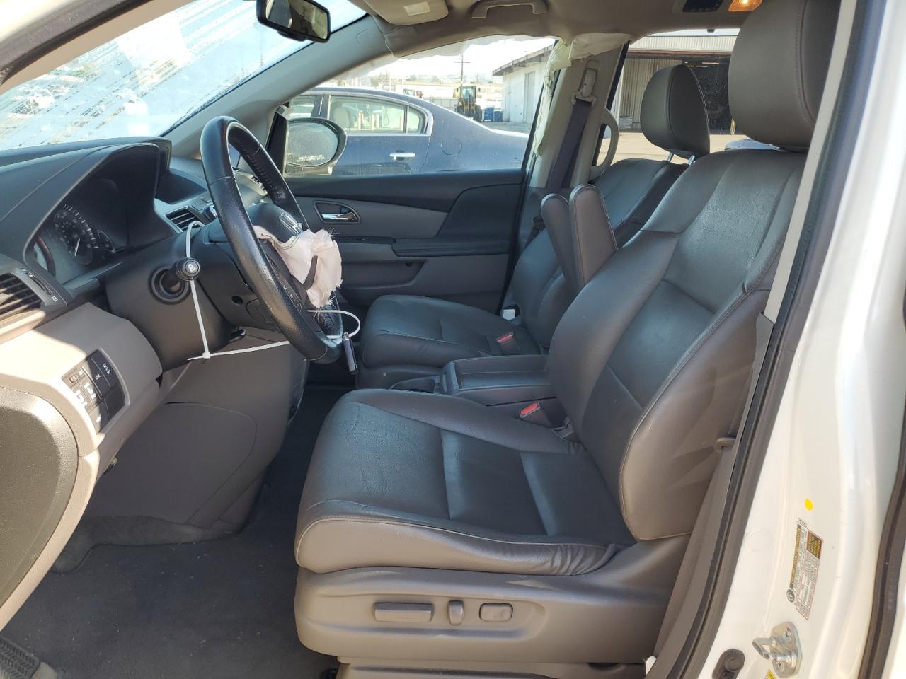 2015 Honda Odyssey - Image 7