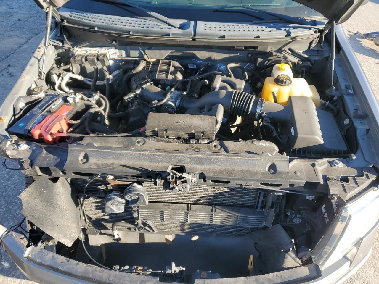 2014 Ford F-150 - Image 13