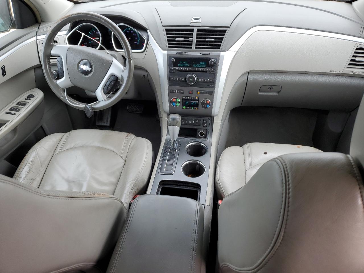 2009 Chevrolet Traverse - Image 8