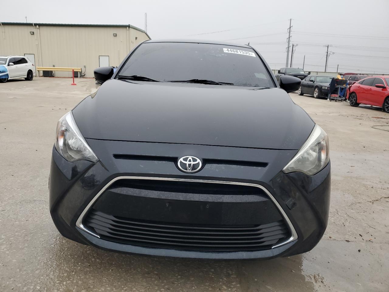 2018 Toyota Yaris - Image 5
