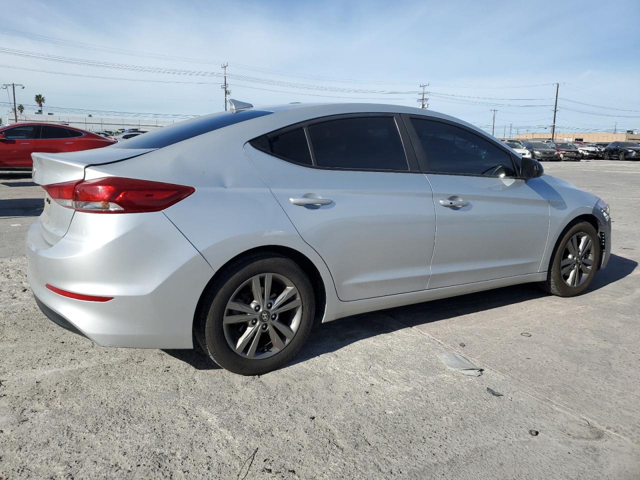 2018 Hyundai Elantra - Image 3