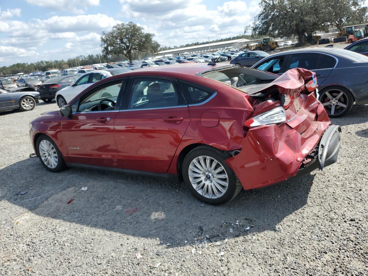 2016 Ford Fusion - Image 2