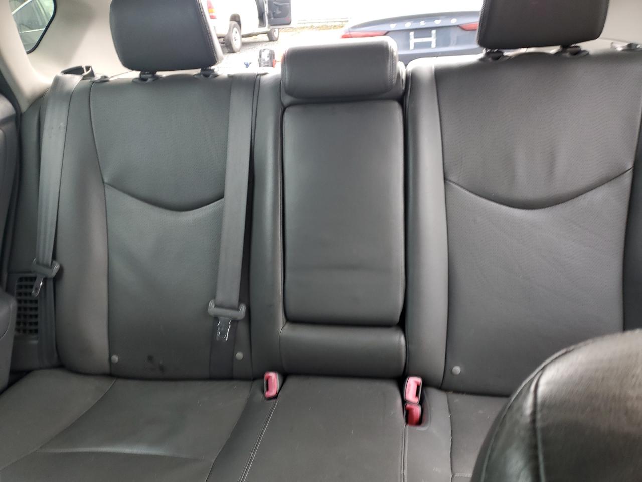 2010 Toyota Prius - Image 10