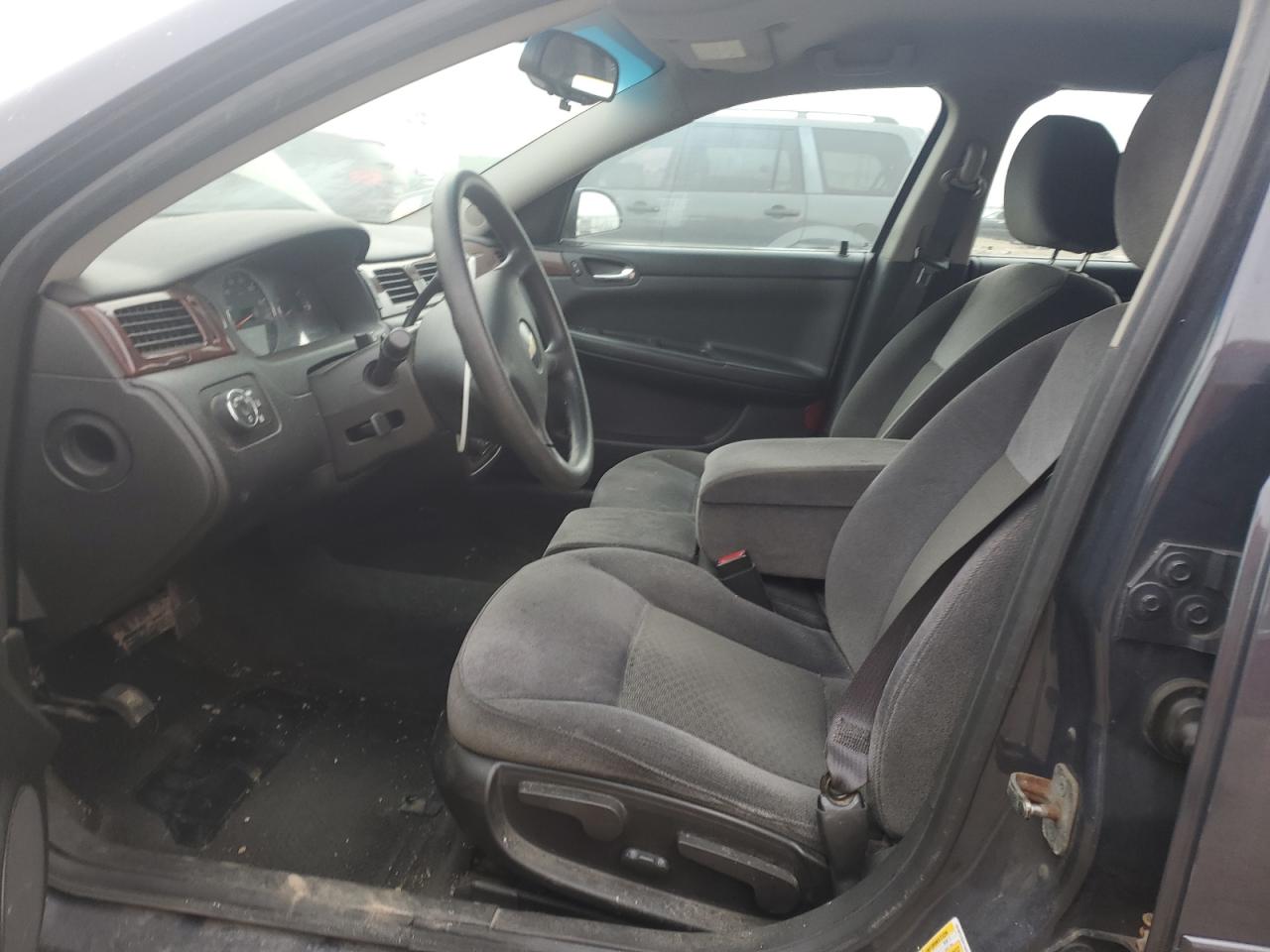 2009 Chevrolet Impala - Image 7