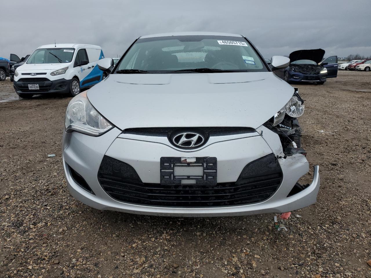 2013 Hyundai Veloster - Image 5
