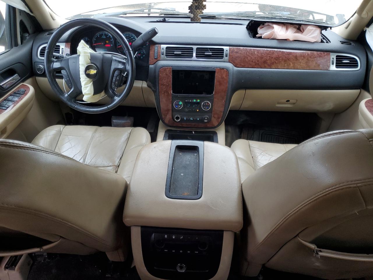 2007 Chevrolet Suburban - Image 8