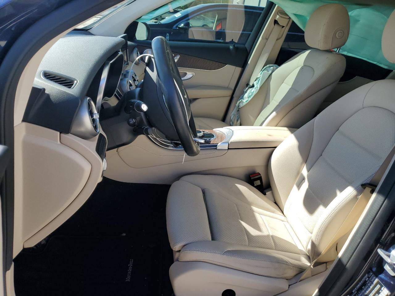 2019 Mercedes-Benz GLC - Image 7