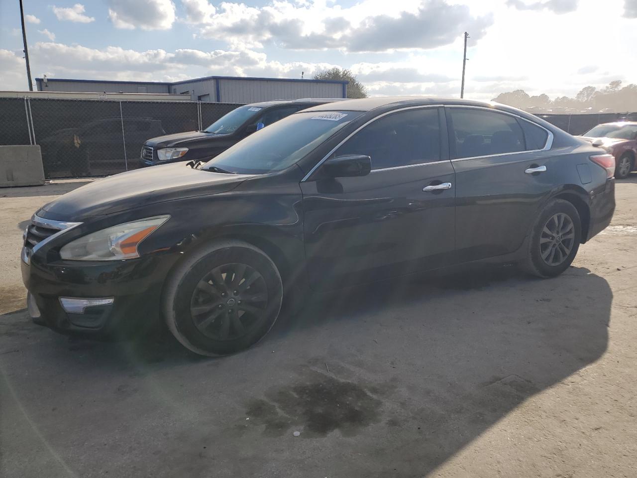 2015 Nissan Altima - Image 1