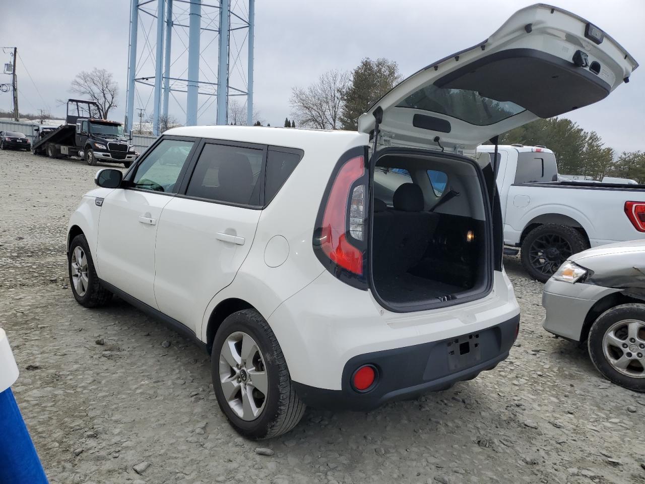 2019 Kia Soul - Image 2