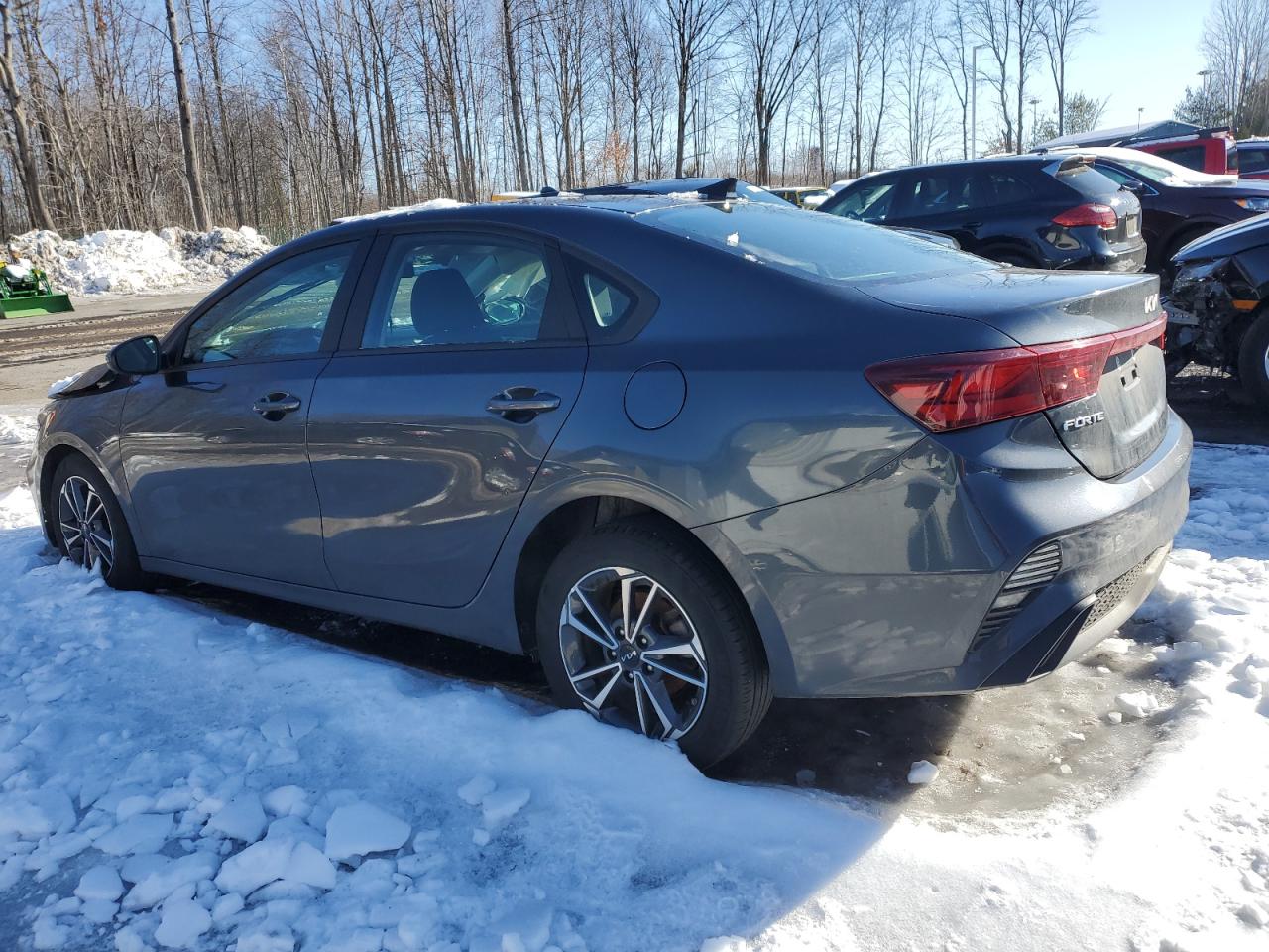 2023 Kia Forte - Image 2