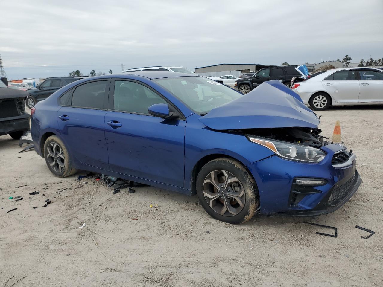 2021 Kia Forte - Image 4