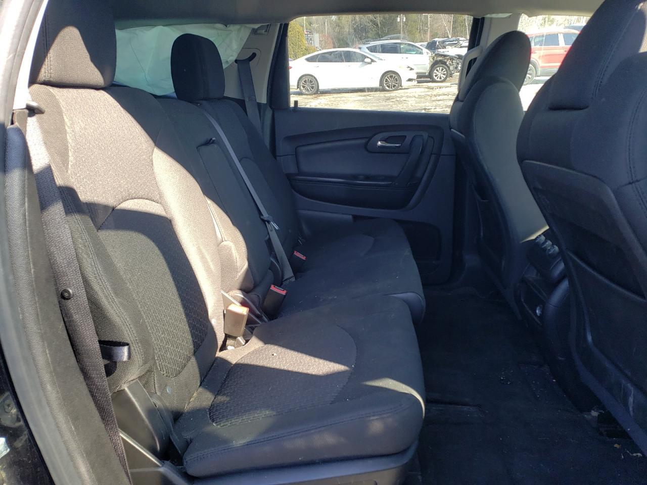 2011 Chevrolet Traverse - Image 11