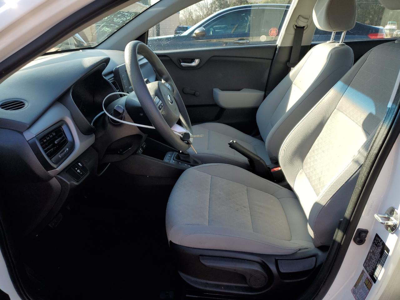 2018 Kia Rio - Image 7