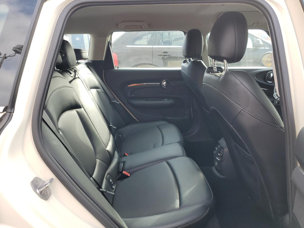 2016 MINI Cooper - Image 10