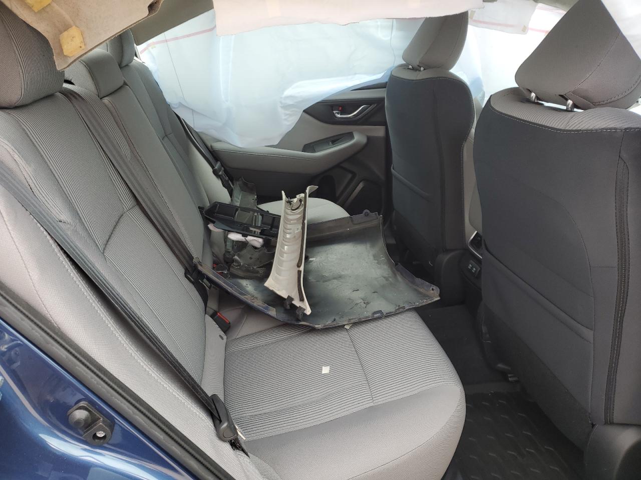 2022 Subaru Legacy - Image 10