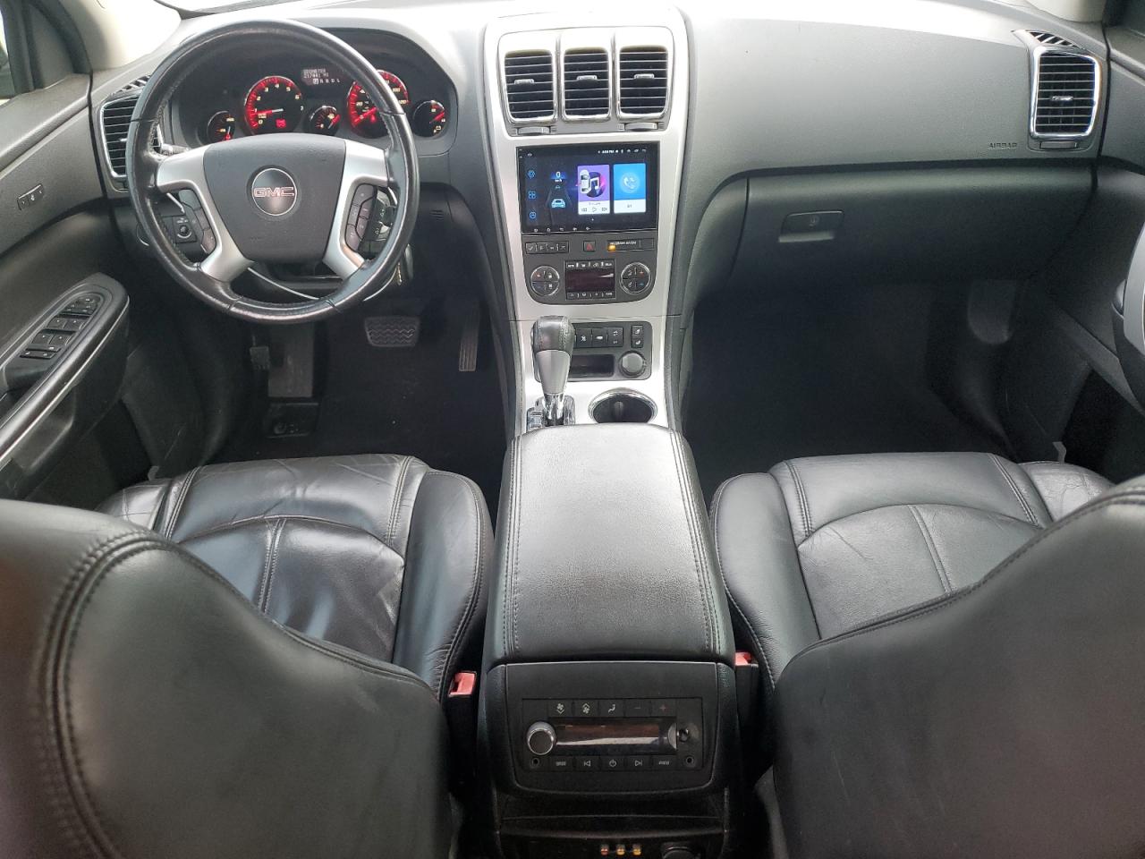 2010 GMC Acadia - Image 8