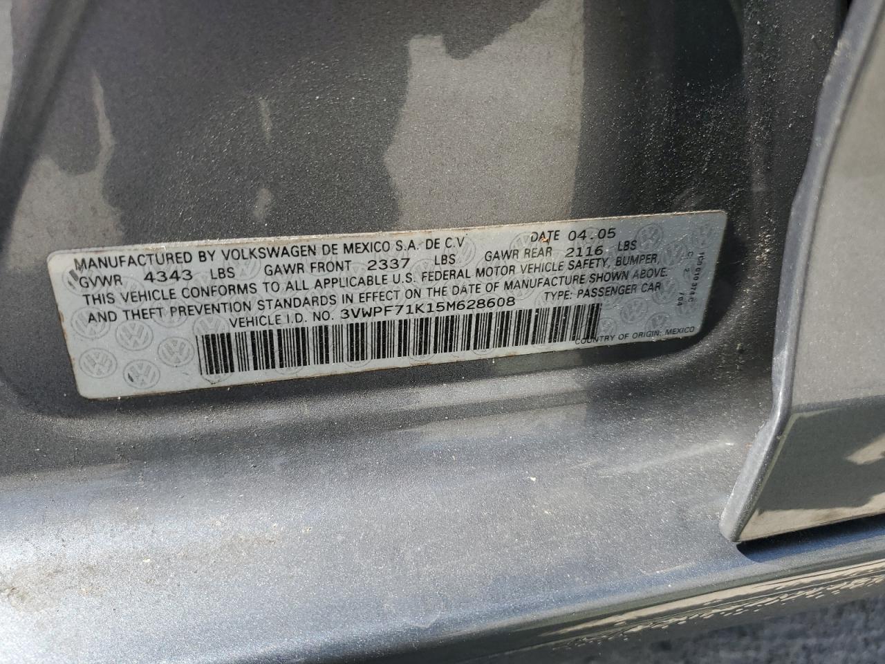 2005 Volkswagen Jetta - Image 13