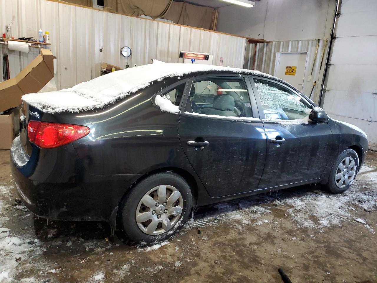2009 Hyundai Elantra - Image 3