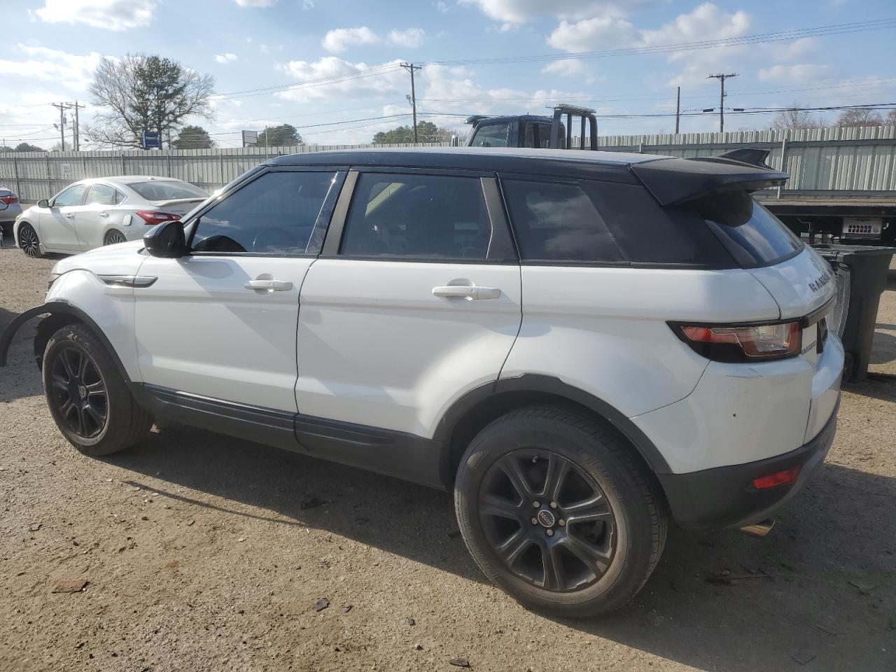 2016 Land Rover Range Rover - Image 2