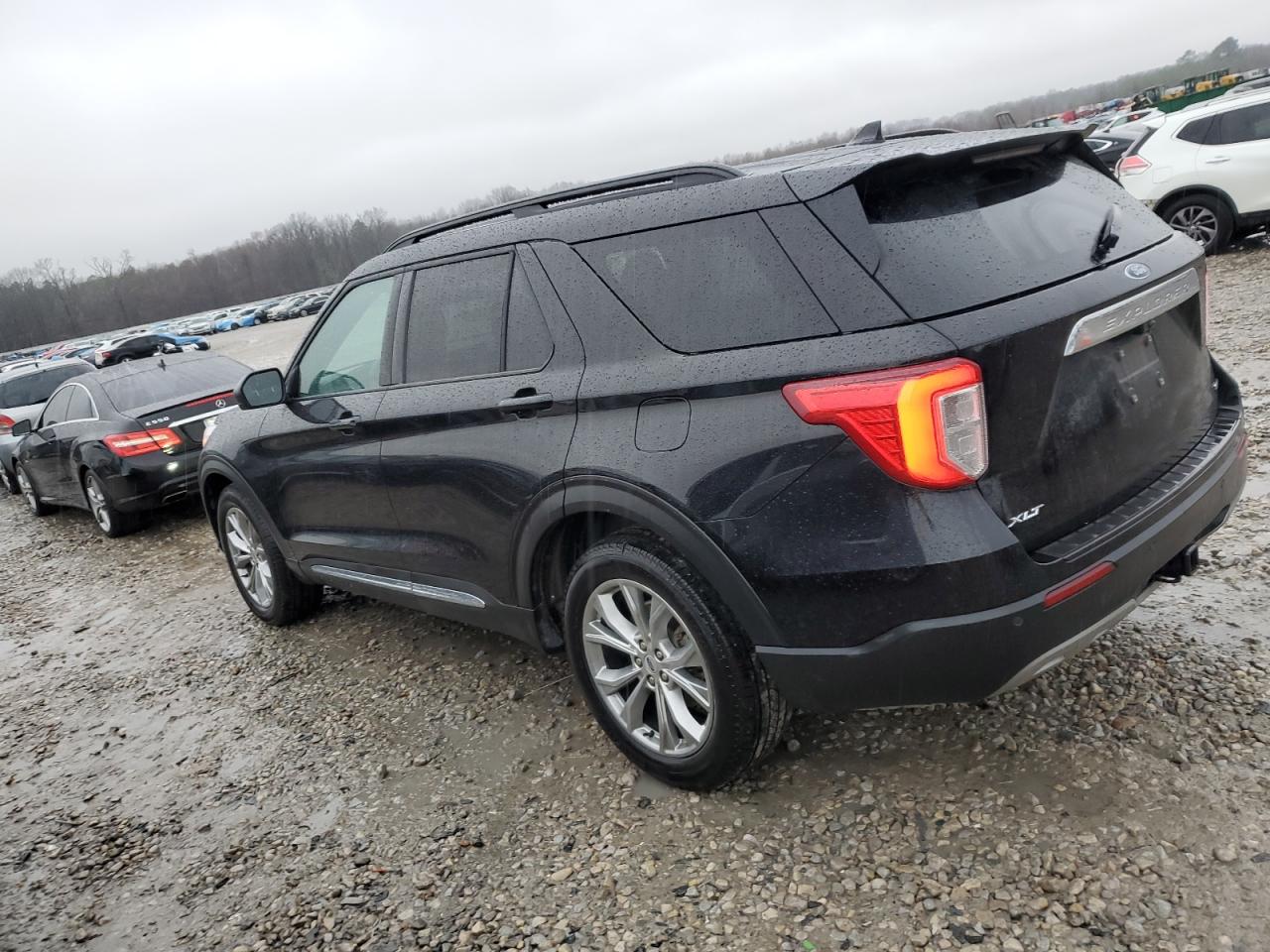 2020 Ford Explorer - Image 2