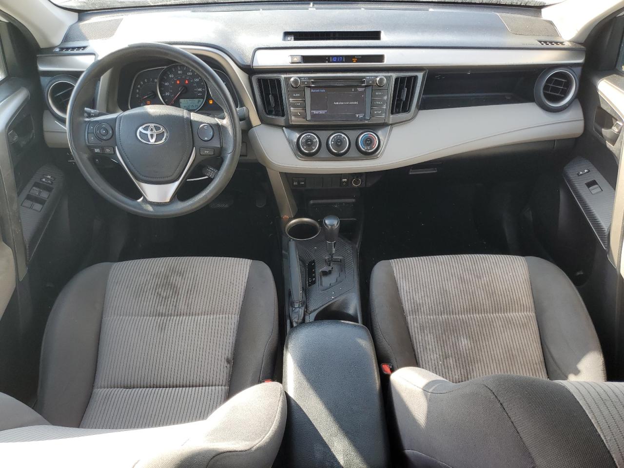 2015 Toyota RAV 4 - Image 8