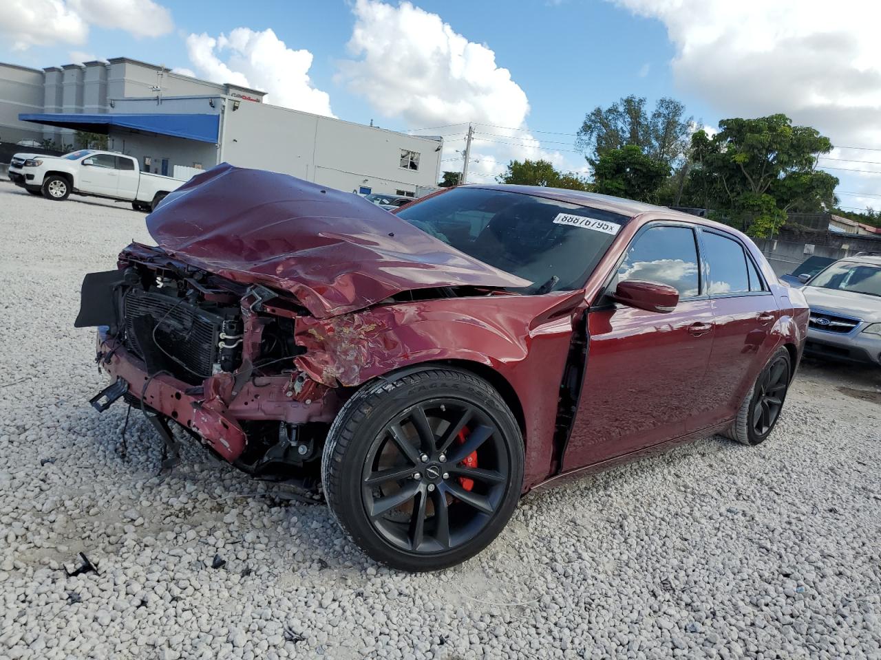 2023 Chrysler 300C  zu verkaufen in Opa Locka, FL - Front End