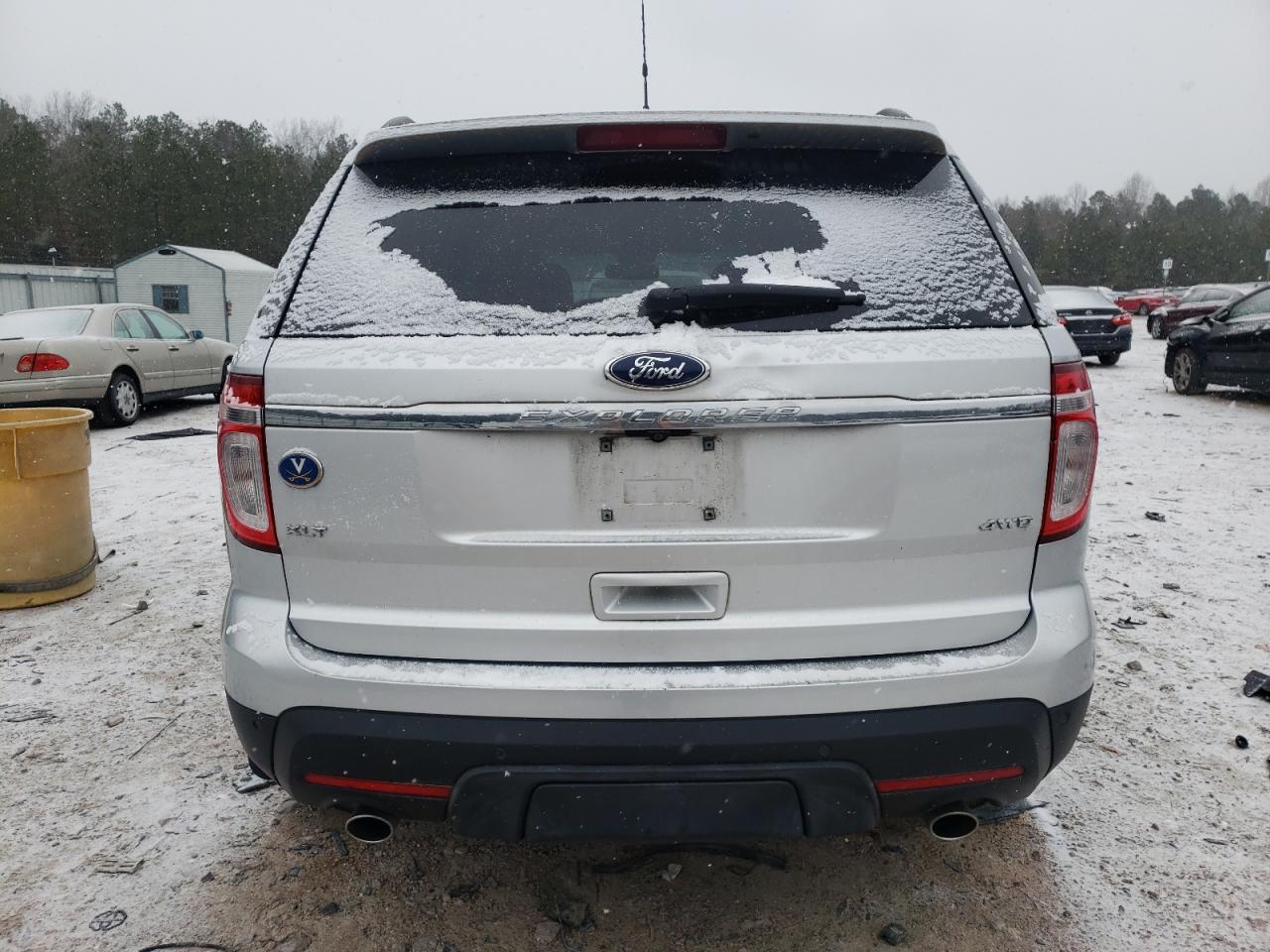 2011 Ford Explorer - Image 6