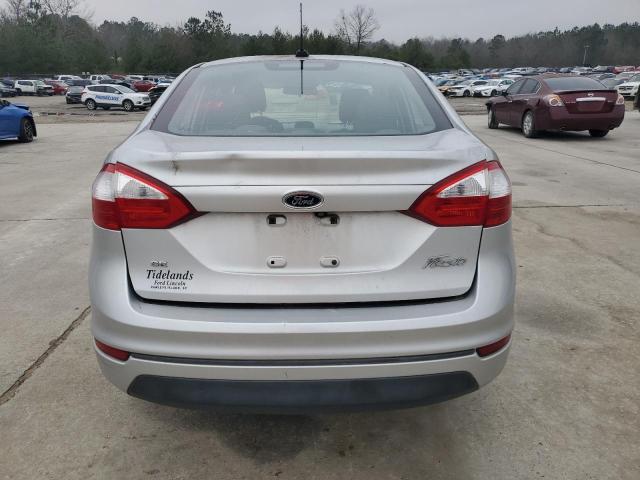  FORD FIESTA 2018 Silver
