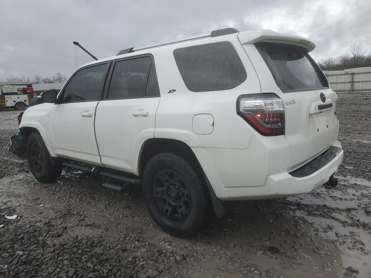 2020 Toyota 4Runner - Image 2