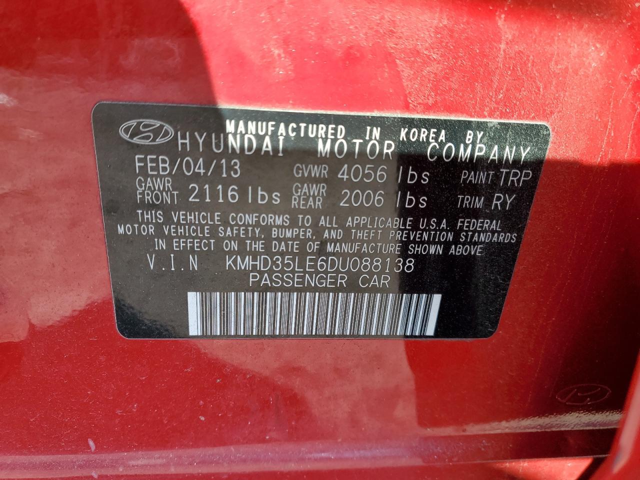 2013 Hyundai Elantra - Image 12