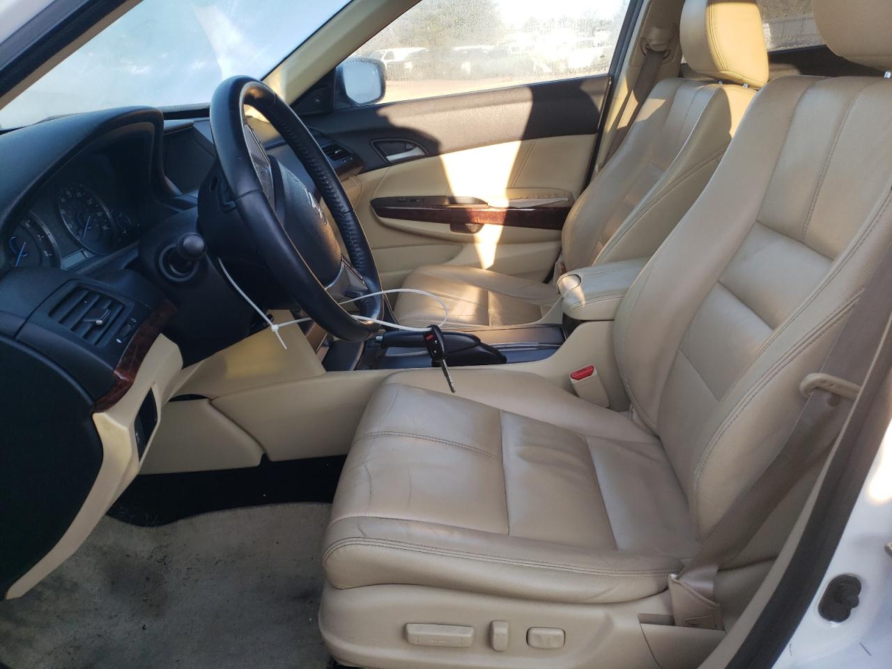 2011 Honda Accord - Image 7
